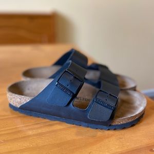 Birkenstock Arizona size 37, women’s 6-6.5